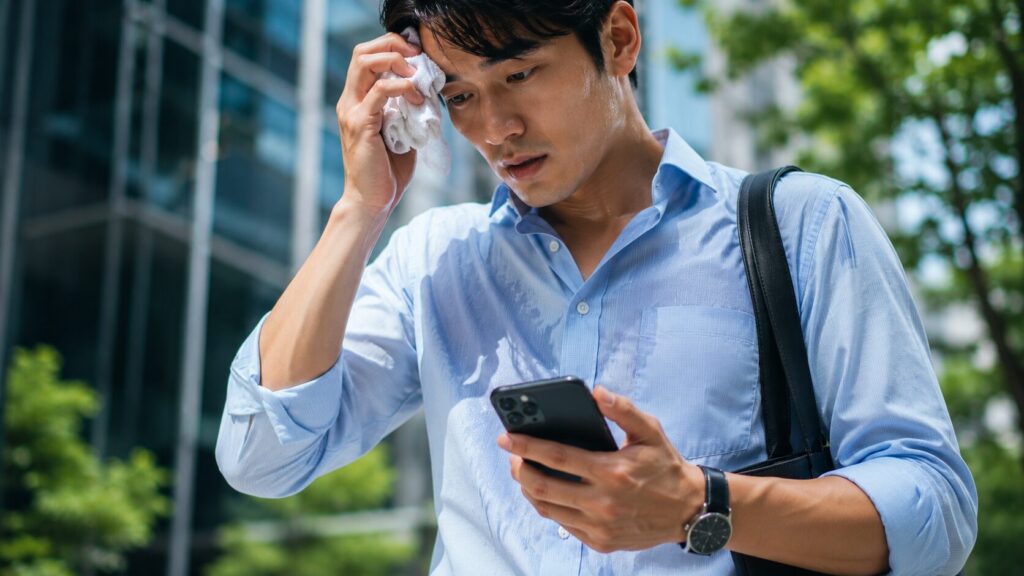 汗でスマホが壊れる原因